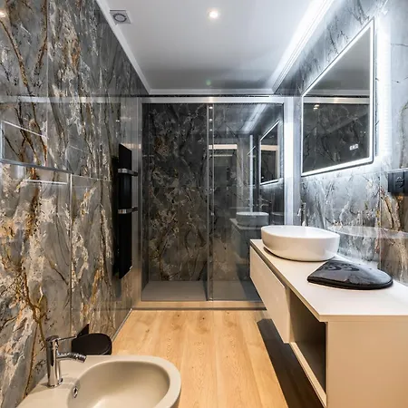 Remia & Leisure 4* אלסיו