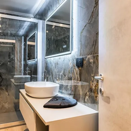 Remia & Leisure B&B 알라시오